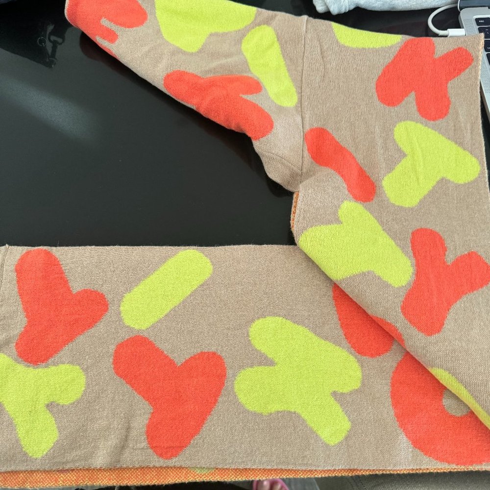 Forever 21 HELLO KITTY Hooded Scarf